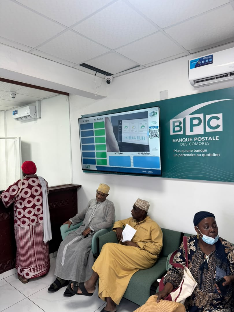 Installation d'un système de gestion des files d'attente - Banque Postale des Comores - 4