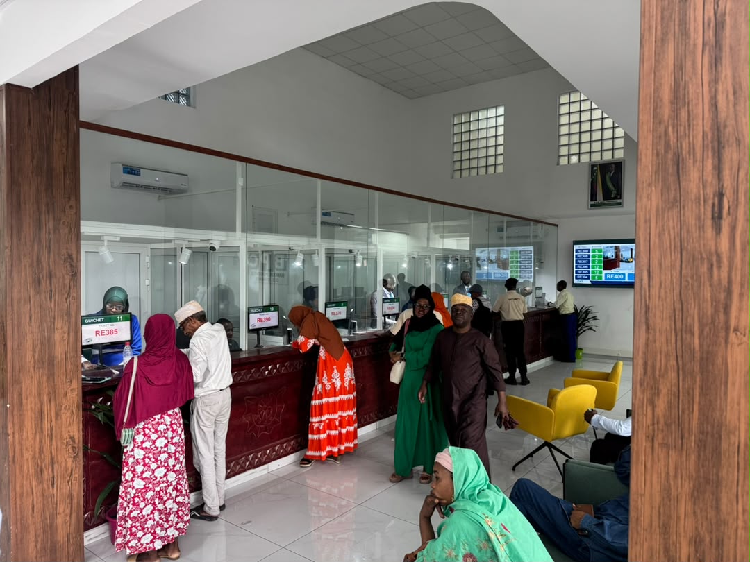 Installation d'un système de gestion des files d'attente - Banque Postale des Comores - 7