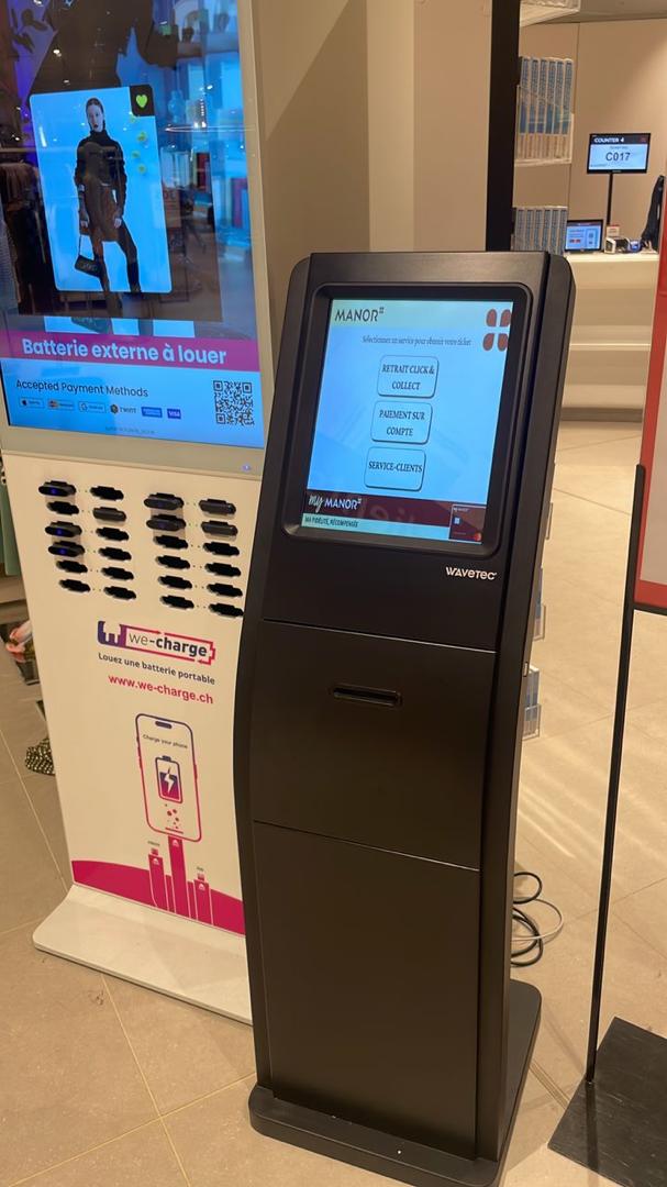 Installation de solutions digitales - Manor Genève, Suisse